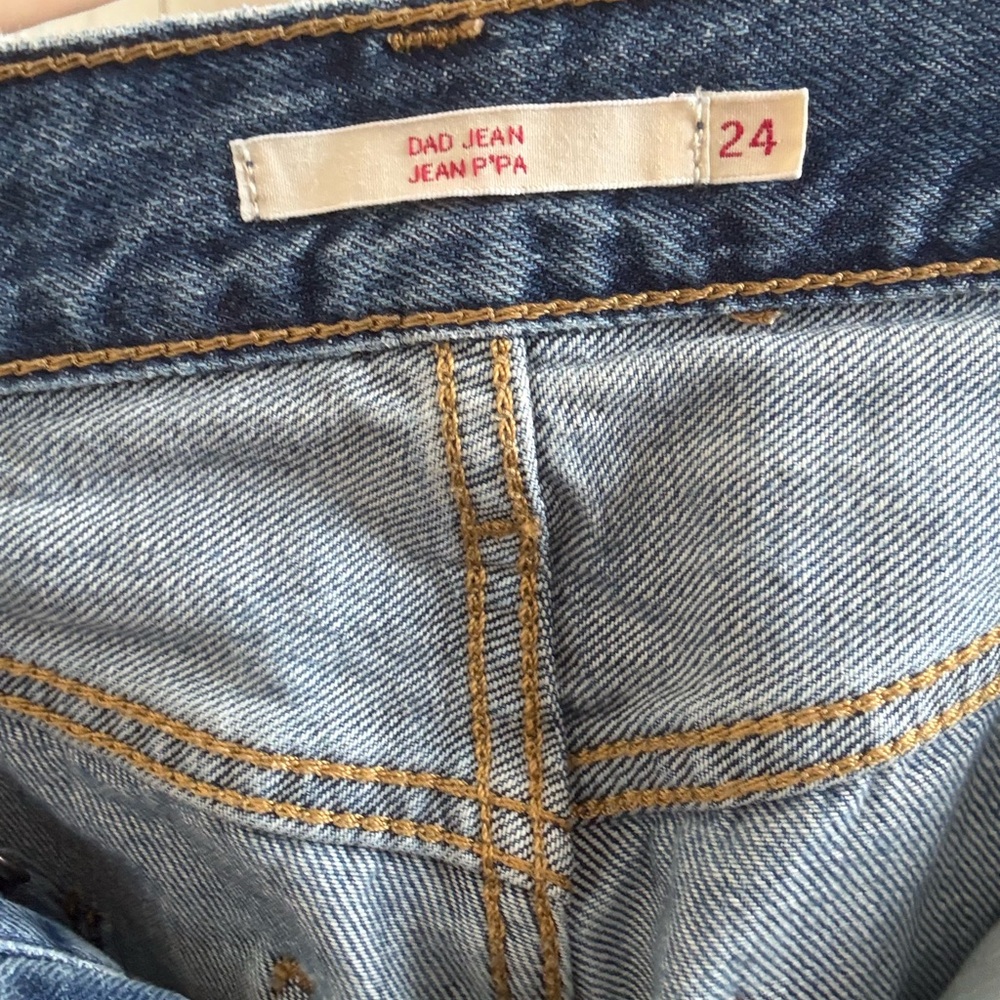 Levi’s Classic Blue Women's Jeans - Picture 5 of 7